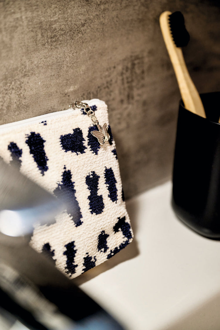 Cosmetic Pouches & Bags