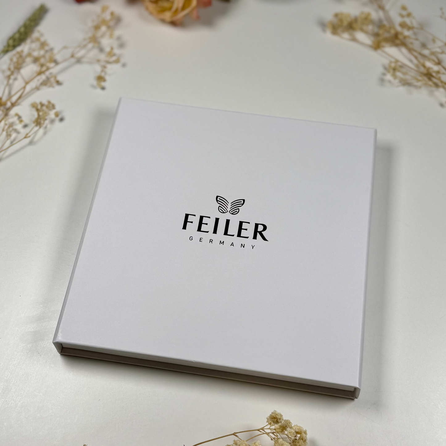 Premium Gift Box for 30 x 30 cm