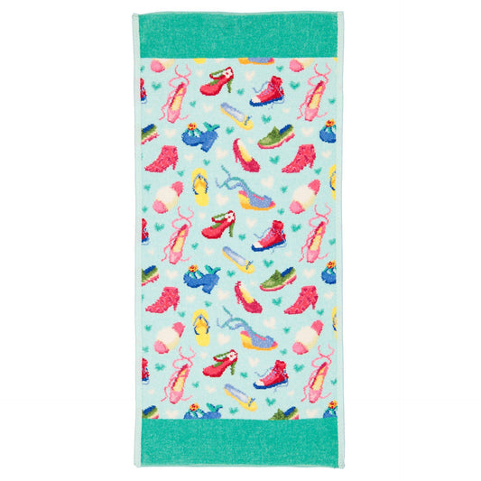 Elongated Guest Towel – Crazy Shoes