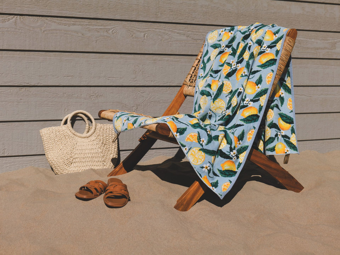 Beach Towel 75 x 200 cm – Lemon and Leaves
